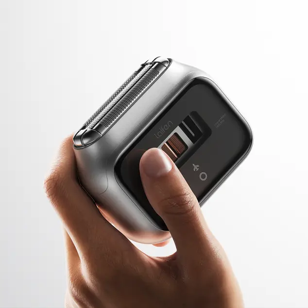 Laifen P3 Pro 手持ちの重厚感